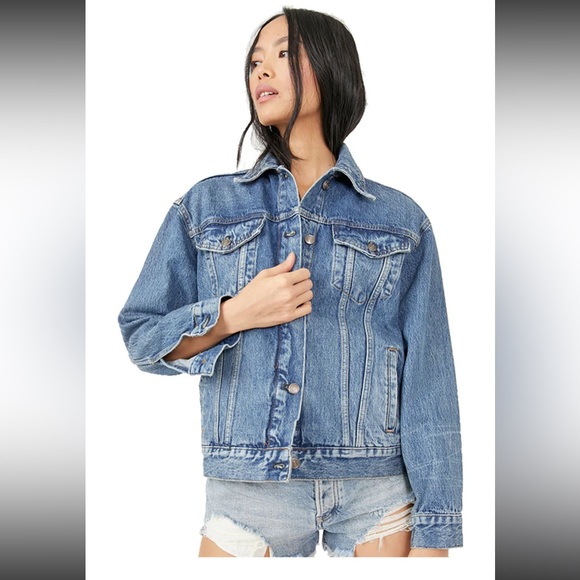 EUC Free People Jolene Oversized Denim Trucker Jacket in Deep Sea Small - Picture 1 of 9